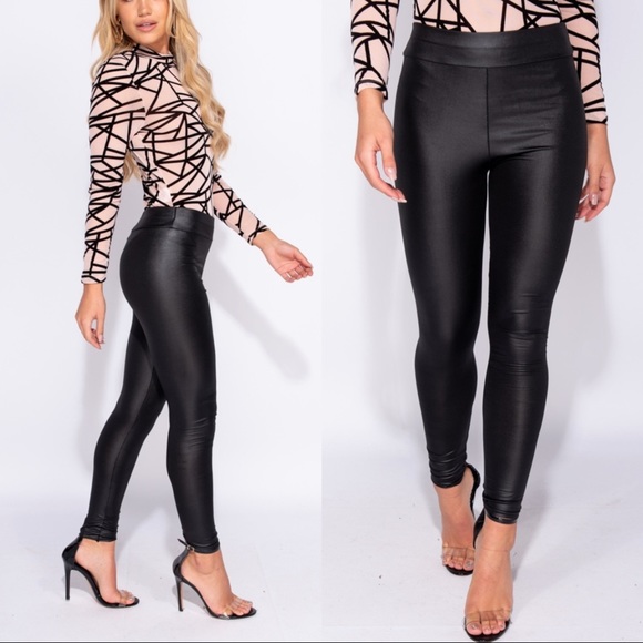Just In! Kat - Wet Look High Waisted Leggings - Picture 5 of 6